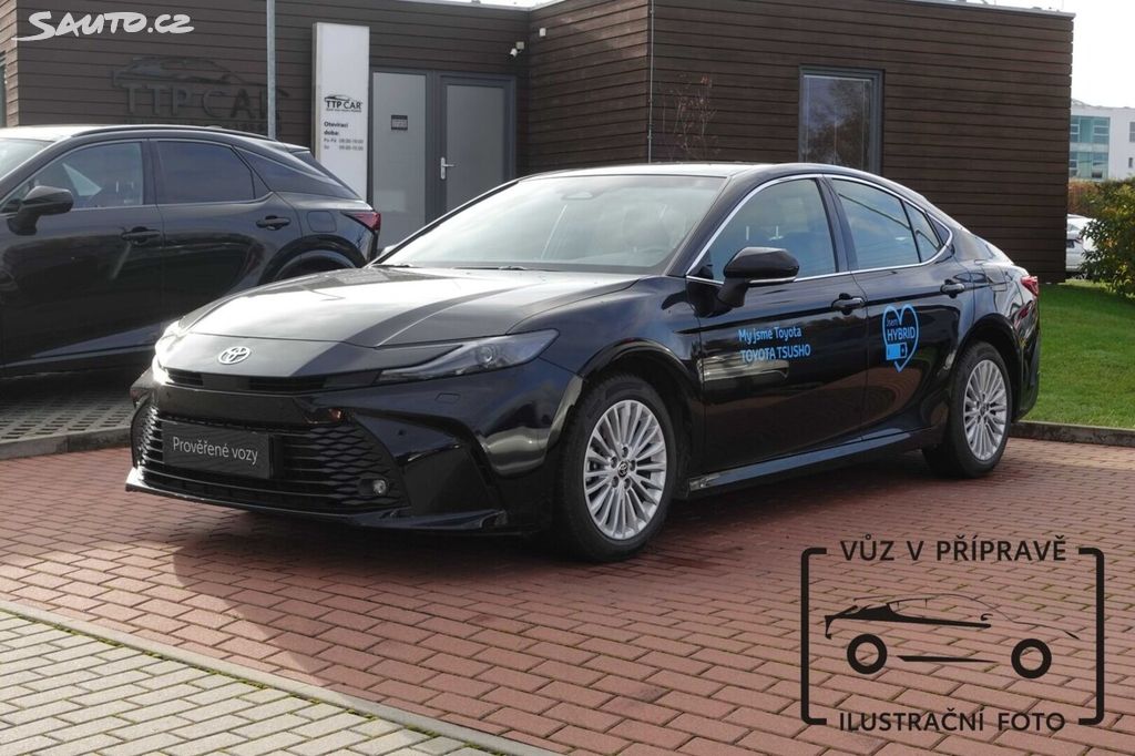 Toyota Camry, 2,5 HEV Executive
